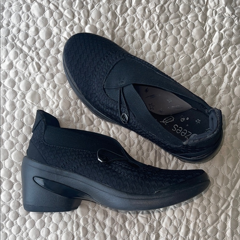 Bzees ENERGY Black Ankle Boot